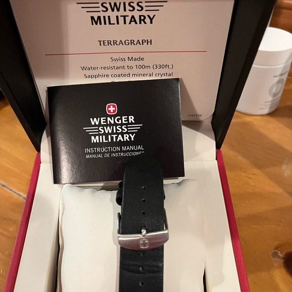 Wenger Terragraph Men's Watch - Silver and Gray - Picture 2 of 2